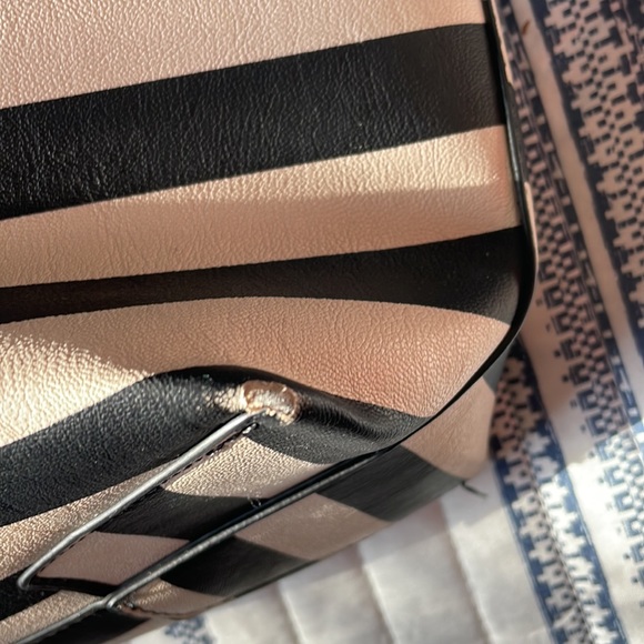 Luv by Betsey Johnson shoulder bag - Picture 6 of 9